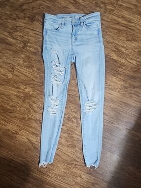 American Eagle Outfitters Light Blue Ripped Skinny Jeans